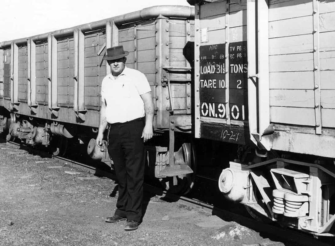 Peterborough railway employee Dave Northey, Paratoo Yard October 1969 ...